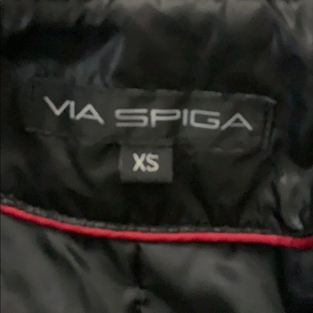 Via Spiga black puffer coat fits below bottom - Picture 6 of 9